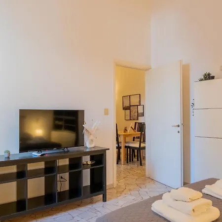 Il Novellino By Rjgal - 2 Bedroom Center *
